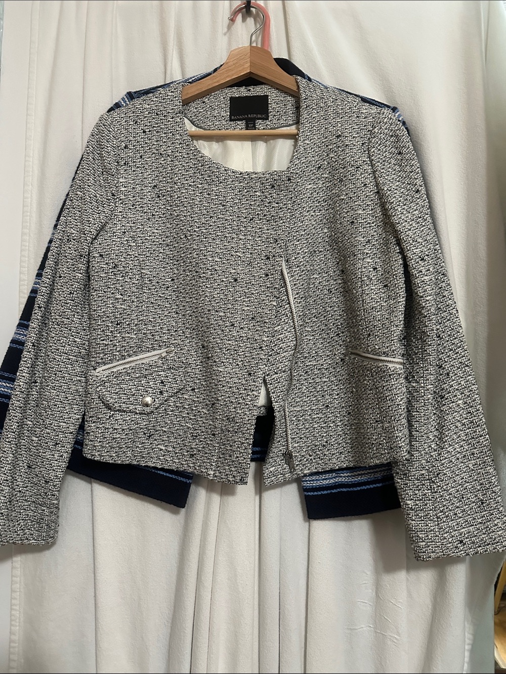 Banana Republic Gray Tweed Crop motorcycle Blazer